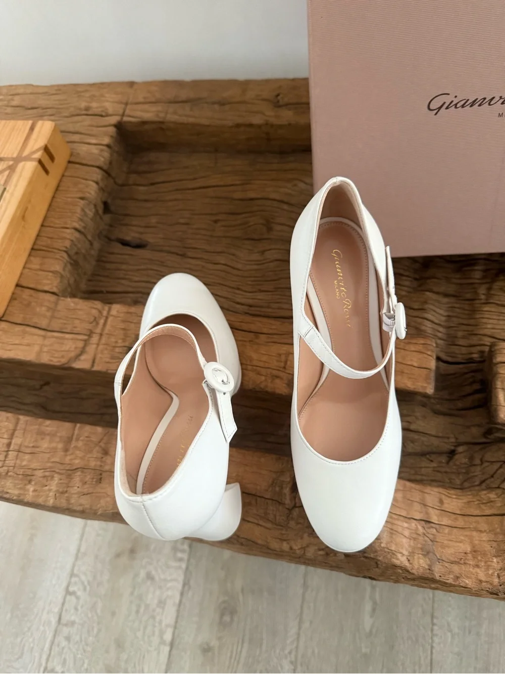 Gianvito Rossi classic white